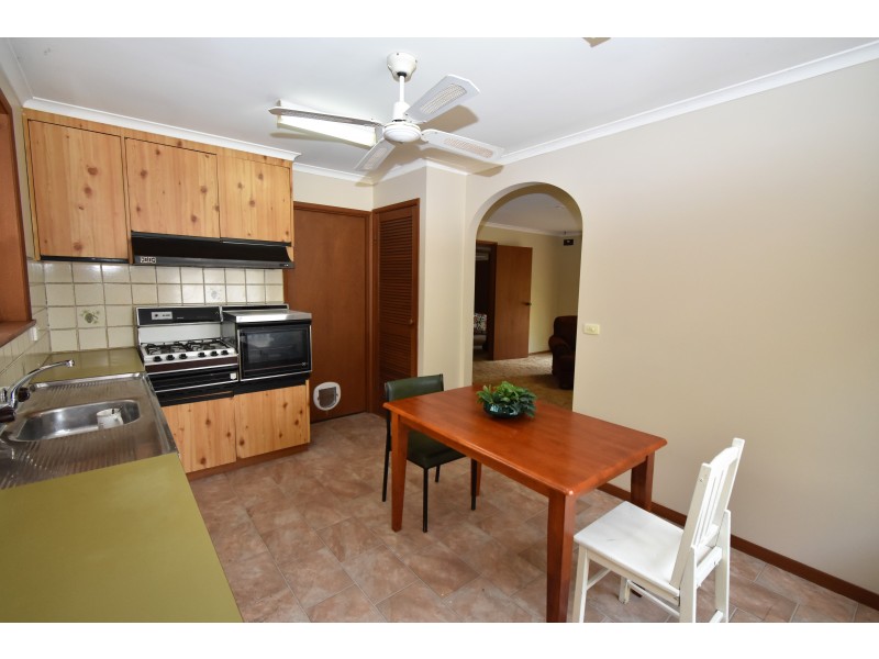 2/6 DOREEN COURT, Wangaratta VIC 3677