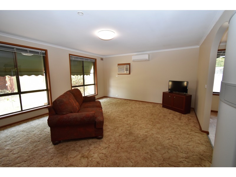 2/6 DOREEN COURT, Wangaratta VIC 3677