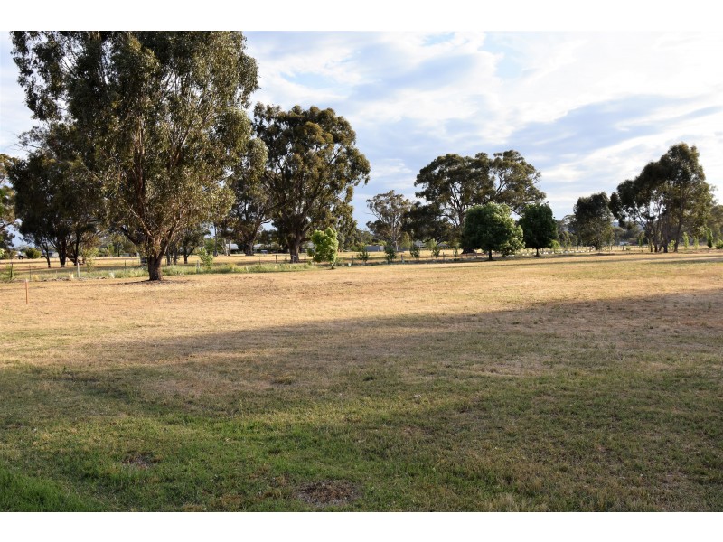 Lot 8, 57 Firbank Dve, Wangaratta VIC 3677