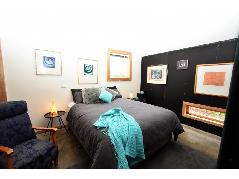 21 CHURCH STREET, Glenrowan VIC 3675