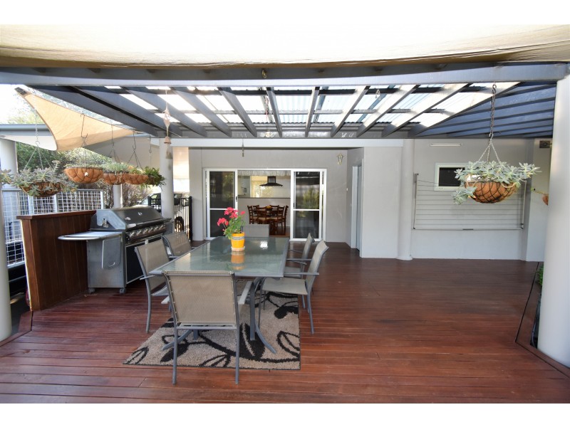 204 MILAWA-BOBINAWARRAH ROAD, Milawa VIC 3678