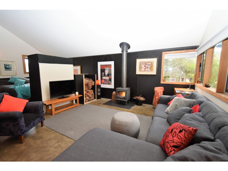 21 CHURCH STREET, Glenrowan VIC 3675