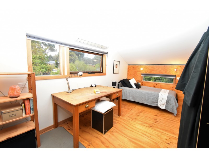 21 CHURCH STREET, Glenrowan VIC 3675