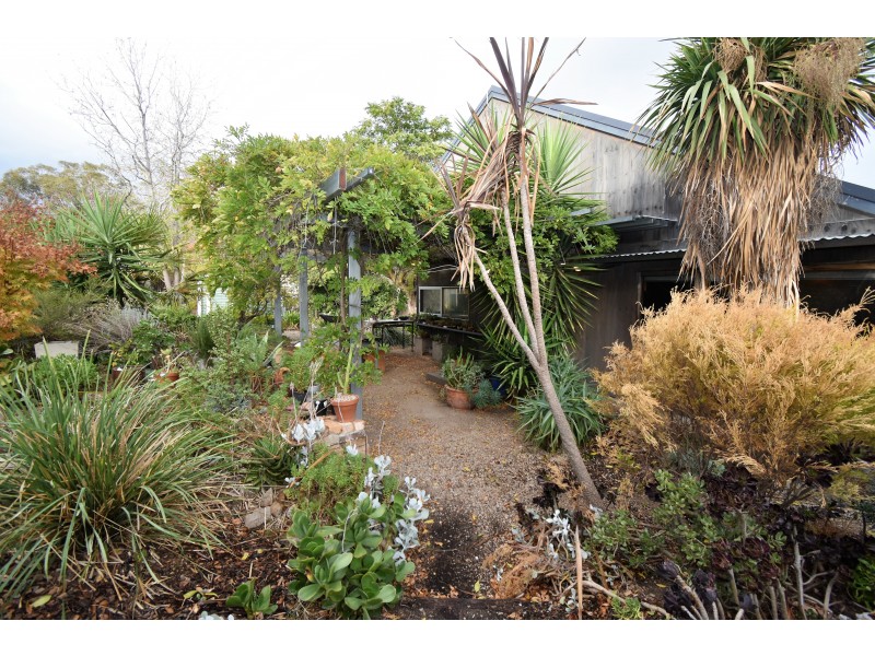 21 CHURCH STREET, Glenrowan VIC 3675