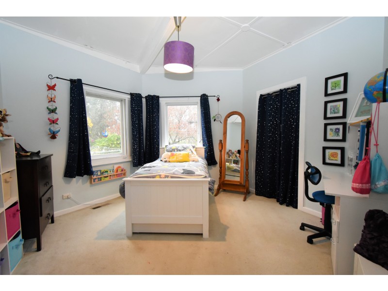 86 MARKWOOD-TARRAWINGEE ROAD, Markwood VIC 3678