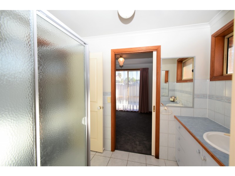 2/3 BURNS STREET, Wangaratta VIC 3677