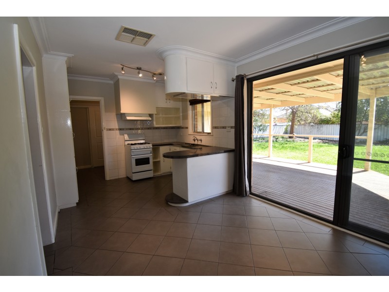 30 SISELY AVENUE, Wangaratta VIC 3677