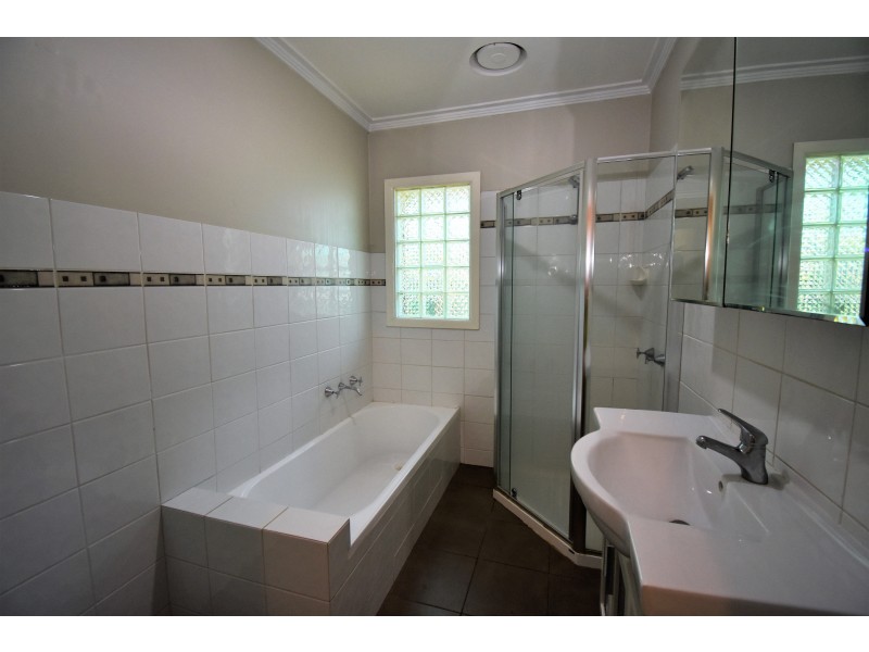 30 SISELY AVENUE, Wangaratta VIC 3677