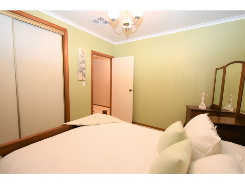 43 HULME DRIVE, Wangaratta VIC 3677