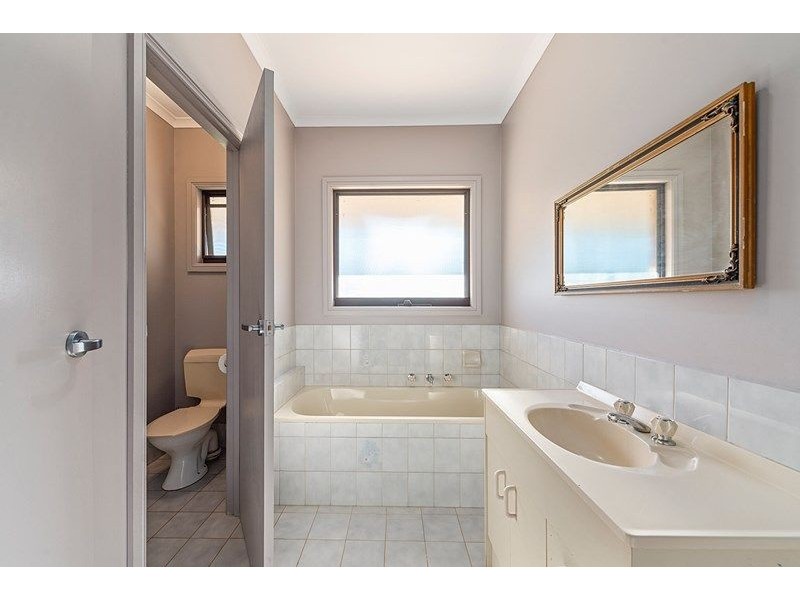 45 FRANKS ROAD, Chiltern Valley VIC 3683