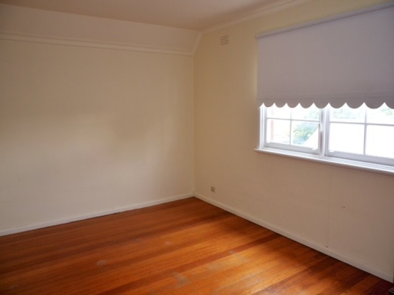 6 Hutchison Street, Niddrie VIC 3042