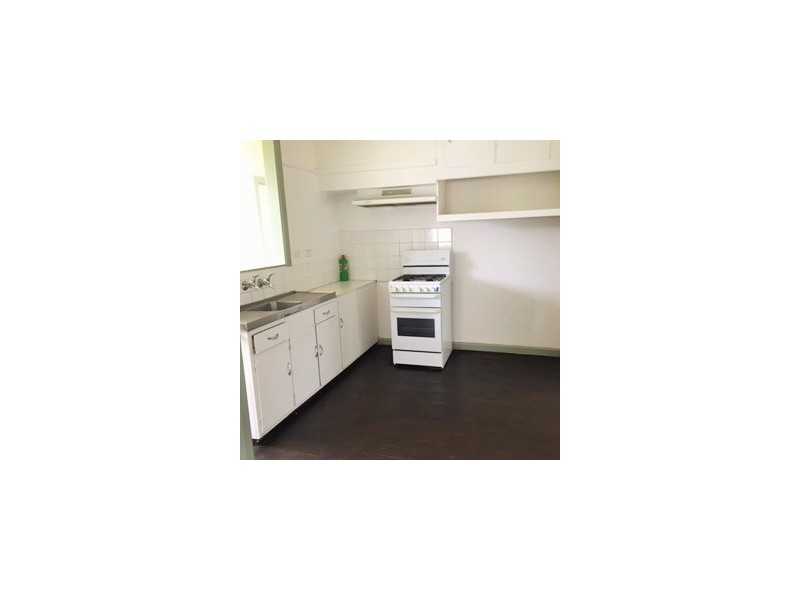 98 Haldane Road, Niddrie VIC 3042