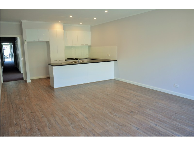 214 Brunswick Rd, Brunswick VIC 3056
