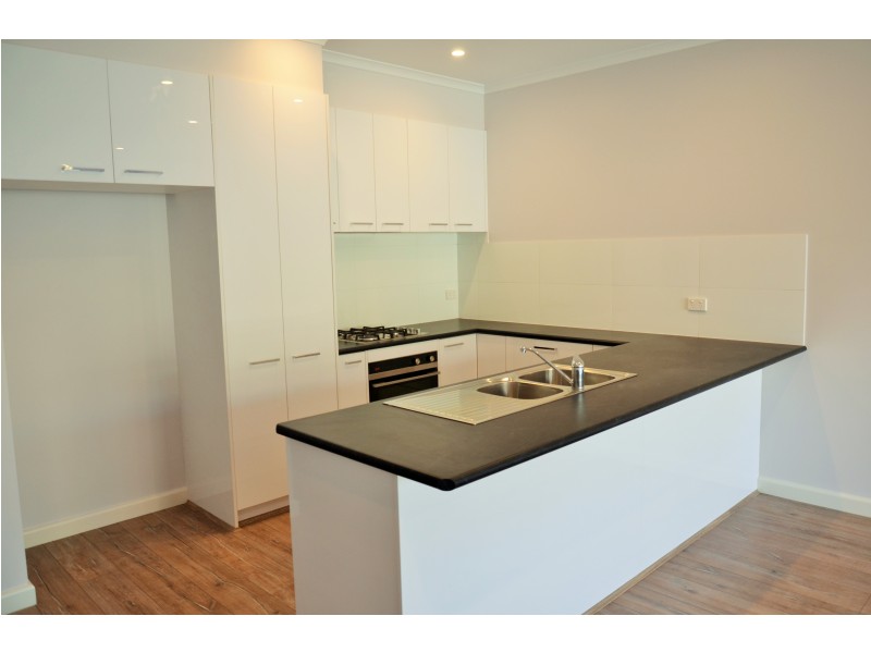 214 Brunswick Rd, Brunswick VIC 3056