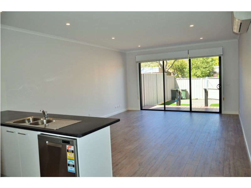 214 Brunswick Rd, Brunswick VIC 3056