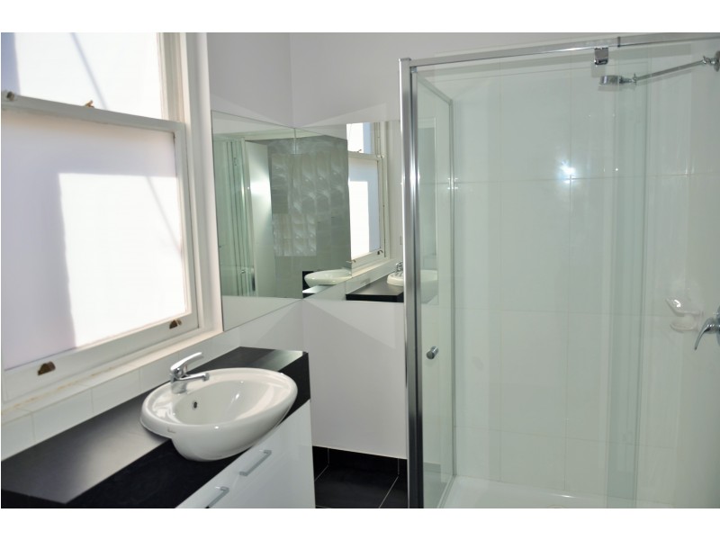 214 Brunswick Rd, Brunswick VIC 3056