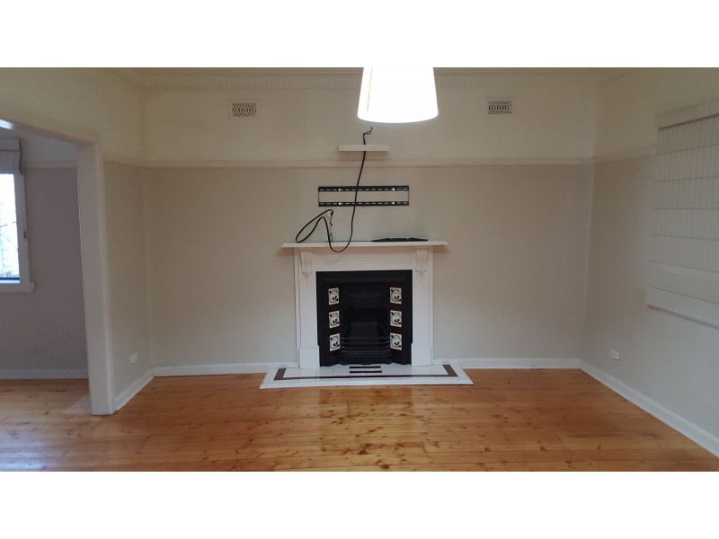 6 Burgundy Street, Pascoe Vale VIC 3044