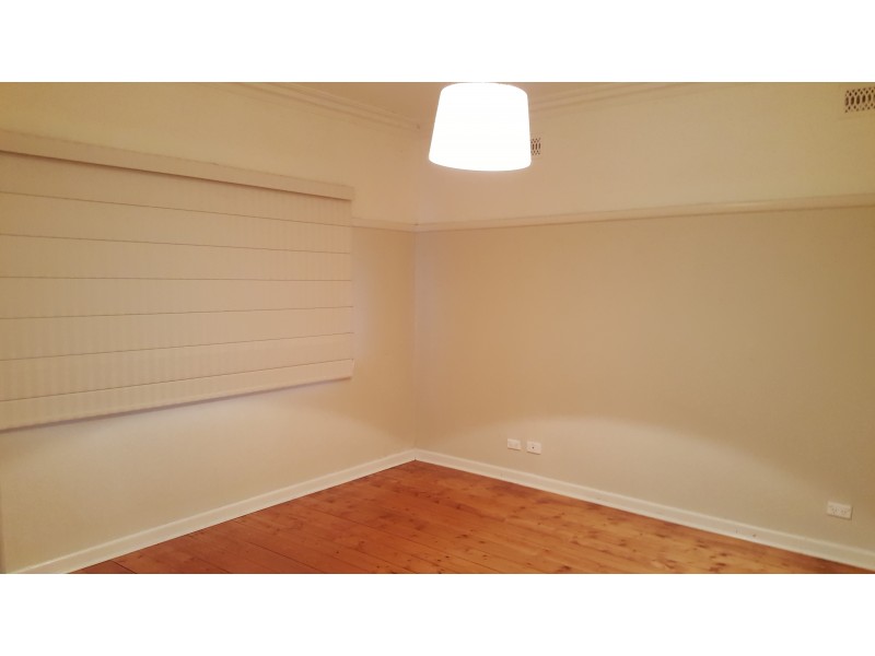 6 Burgundy Street, Pascoe Vale VIC 3044