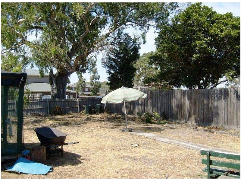 10 Kelvin Grove, South Morang VIC 3752