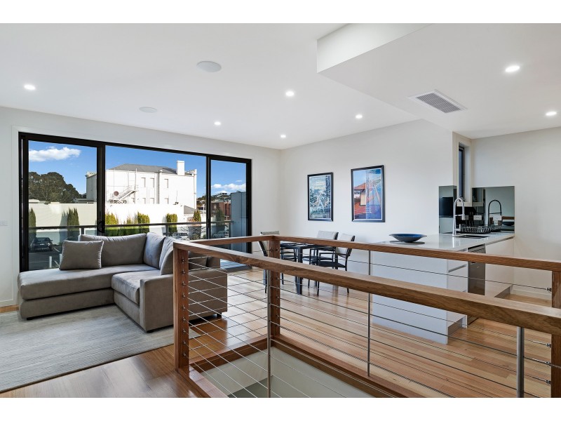 4/8 Scotia, Moonee Ponds VIC 3039