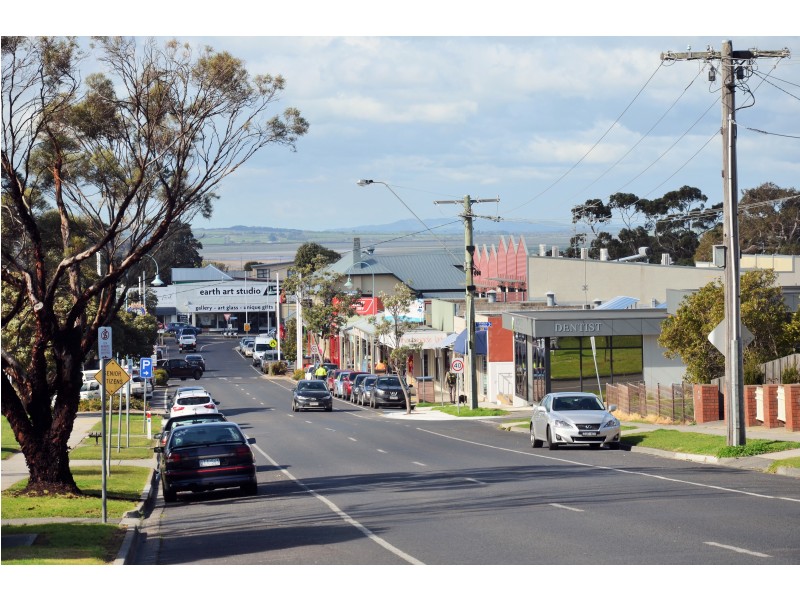 32 Park Street, Inverloch VIC 3996