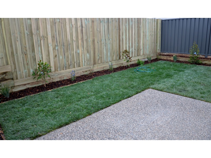 54 Lind St, Strathmore VIC 3041