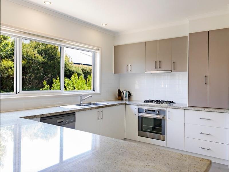 6 The Helm, Inverloch VIC 3996