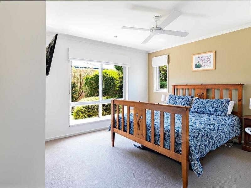 6 The Helm, Inverloch VIC 3996