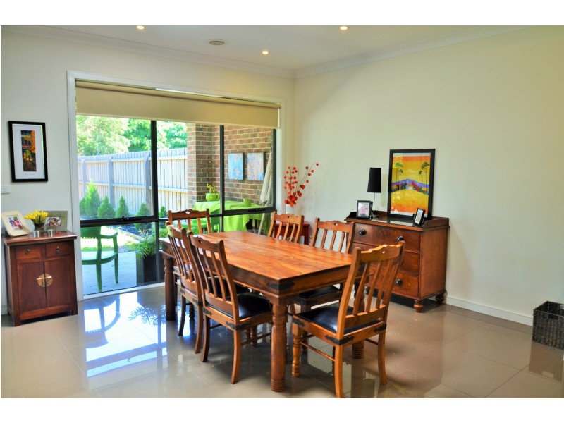 12A Hayes Parade, Pascoe Vale VIC 3044