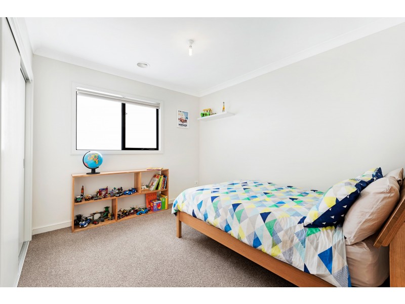 12 Hayes Parade, Pascoe Vale VIC 3044