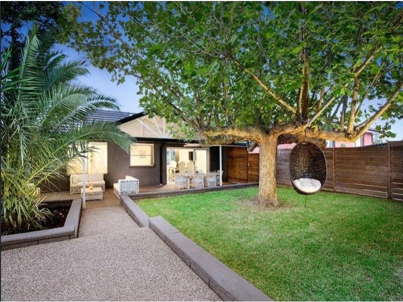 25 Streldon Avenue, Strathmore VIC 3041