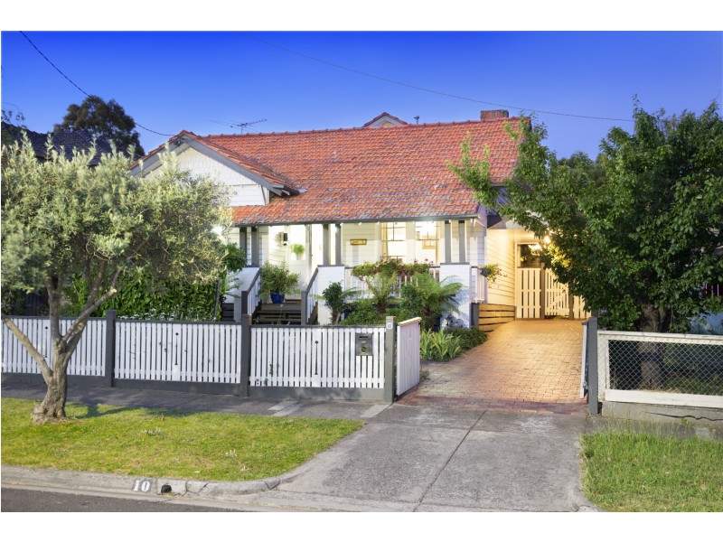 10 Mattingley Crescent, Brunswick West VIC 3055