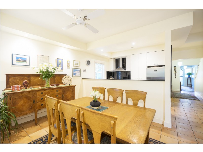 10 Mattingley Crescent, Brunswick West VIC 3055