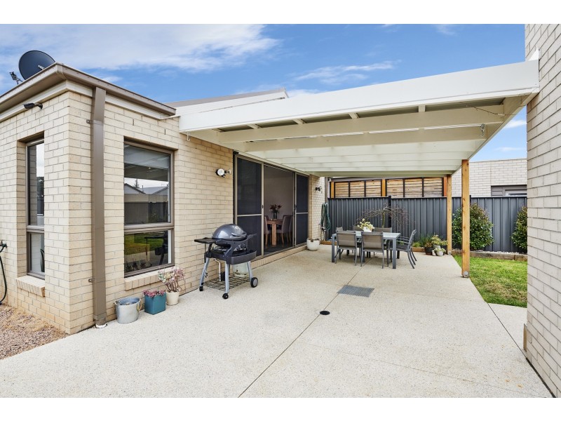 2 Viewrise Walk, Craigieburn VIC 3064