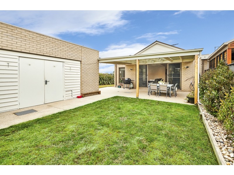2 Viewrise Walk, Craigieburn VIC 3064