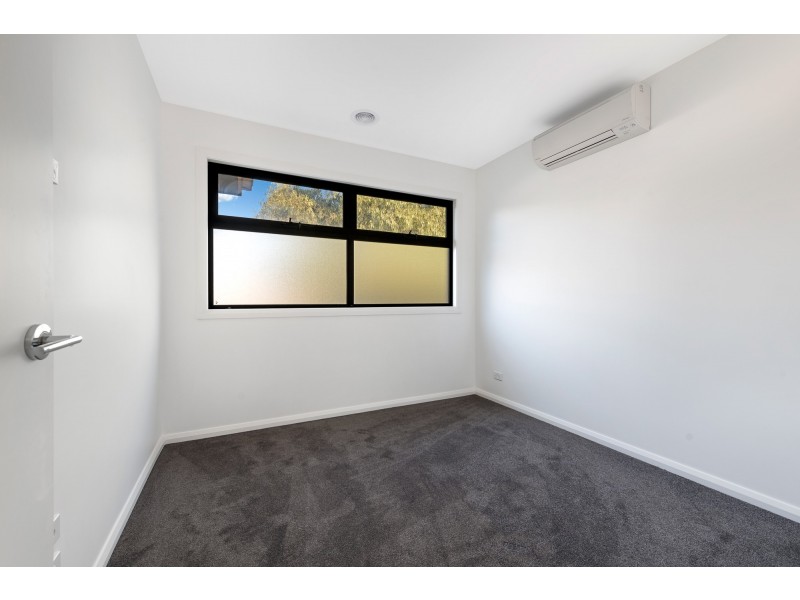 Unit 1/645 Pascoe Vale Road, Oak Park VIC 3046
