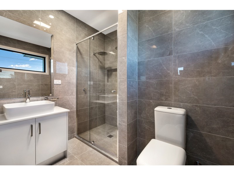 Unit 1/645 Pascoe Vale Road, Oak Park VIC 3046