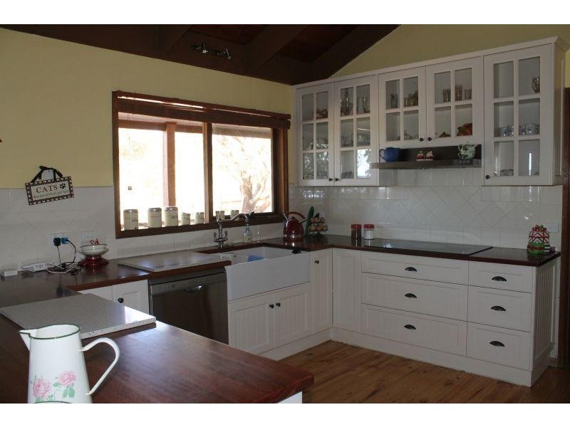 81 Anderson Court, Heathcote VIC 3523