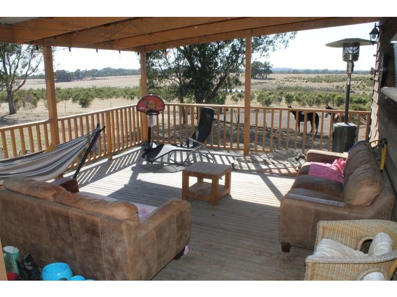 81 Anderson Court, Heathcote VIC 3523