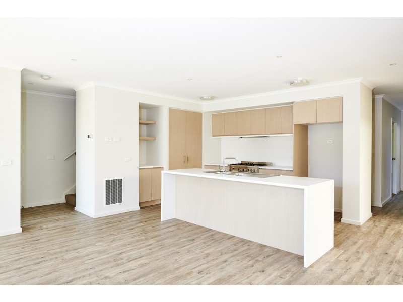 9 Vista Circuit, Westmeadows VIC 3049