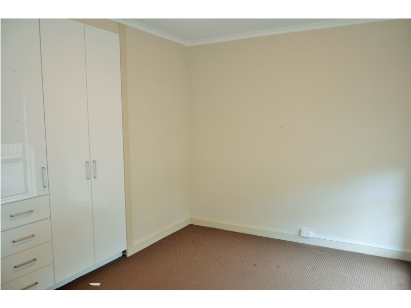 2/36 Rose, Brunswick VIC 3056