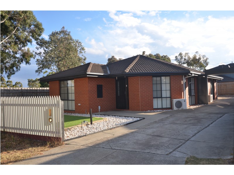 10 Manton Place, Roxburgh Park VIC 3064