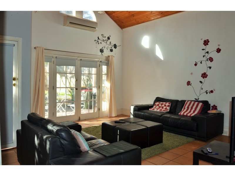 24 Washington Street, Essendon VIC 3040