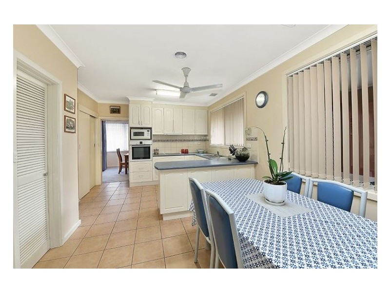 11 Henry Street, Keilor East VIC 3033
