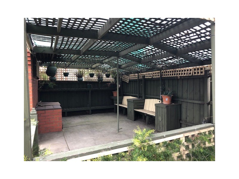 11 Henry Street, Keilor East VIC 3033