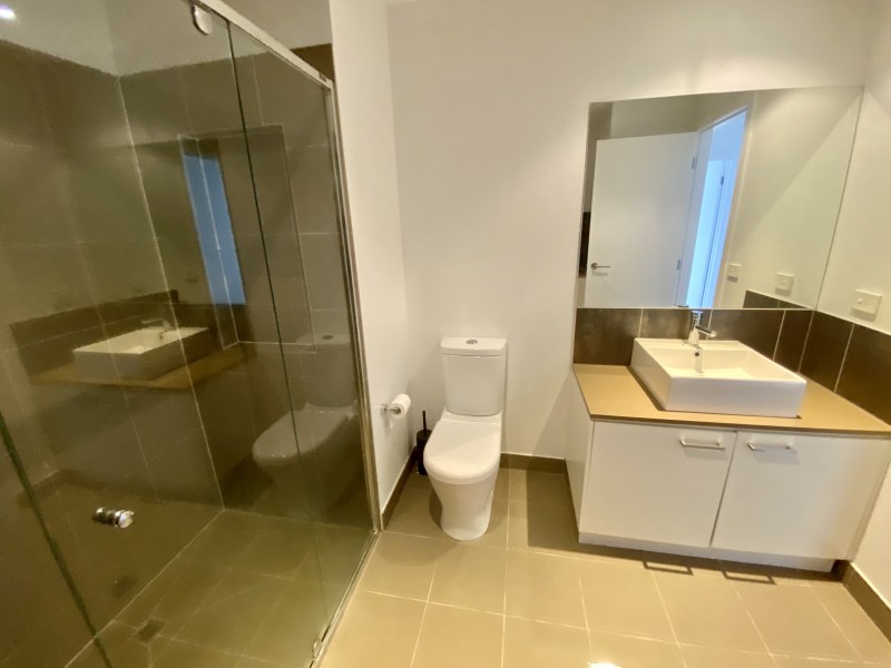 A209/460 Victoria, Brunswick VIC 3056