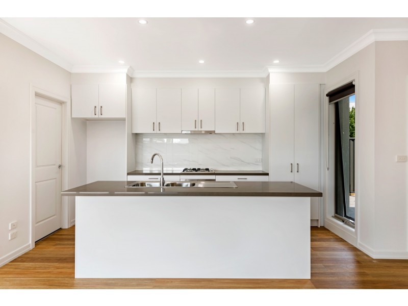 3/87 McIntosh Street, Airport West VIC 3042