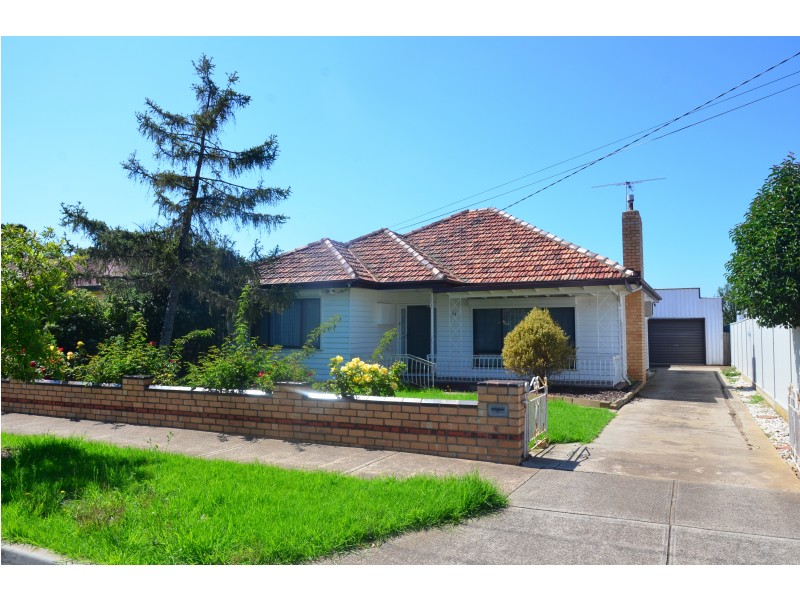 64 Erica Avenue, St Albans VIC 3021