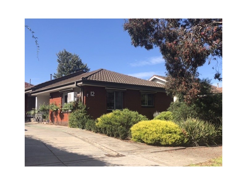 1/12 Woodvale Grove, Essendon VIC 3040