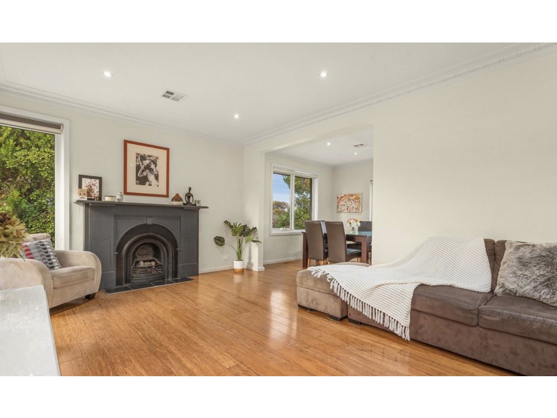 26 Dagonet Street, Strathmore VIC 3041